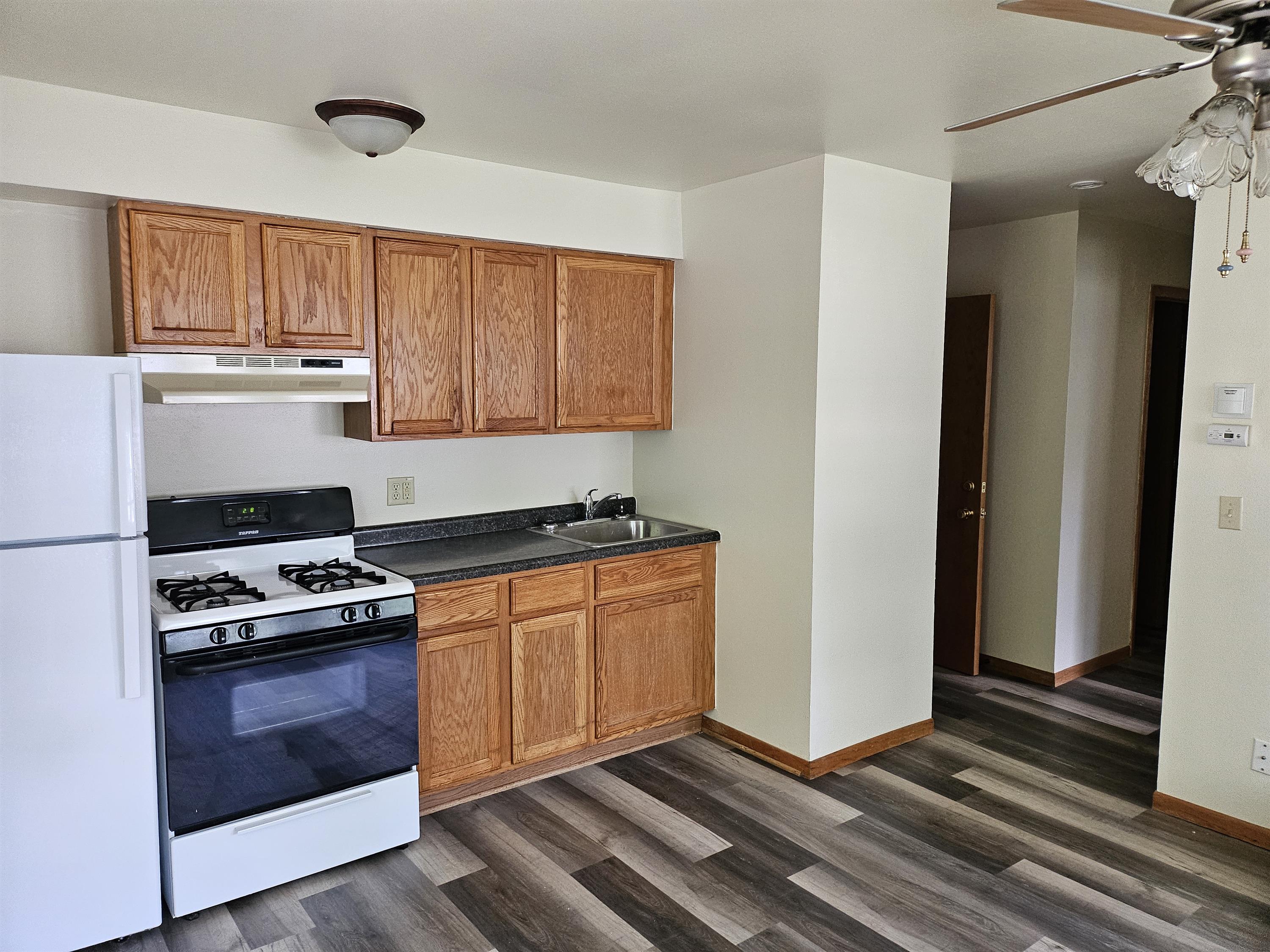 313 E Market St - 1