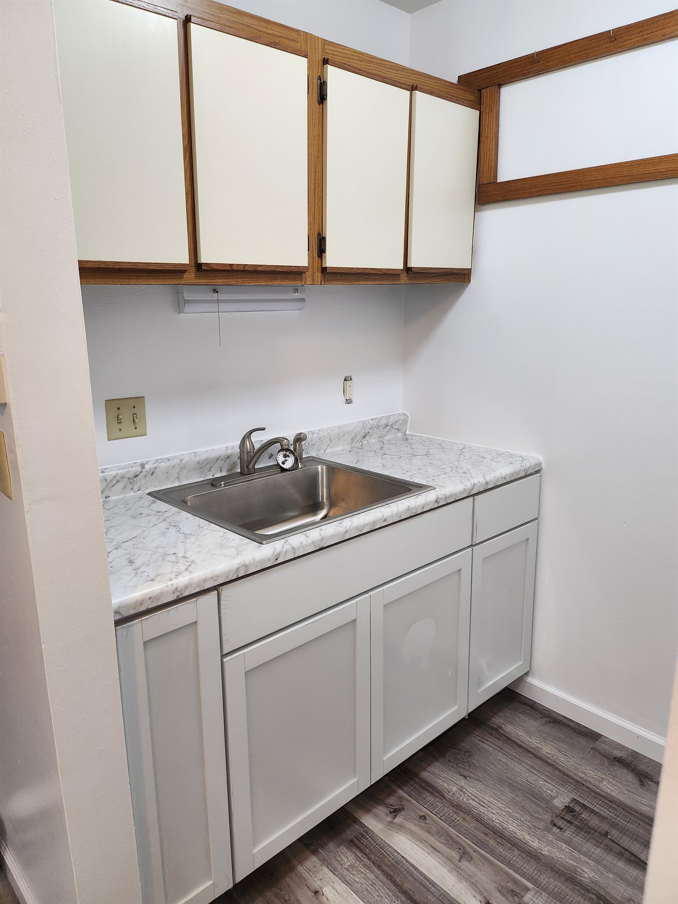 100 W Grove Street #15