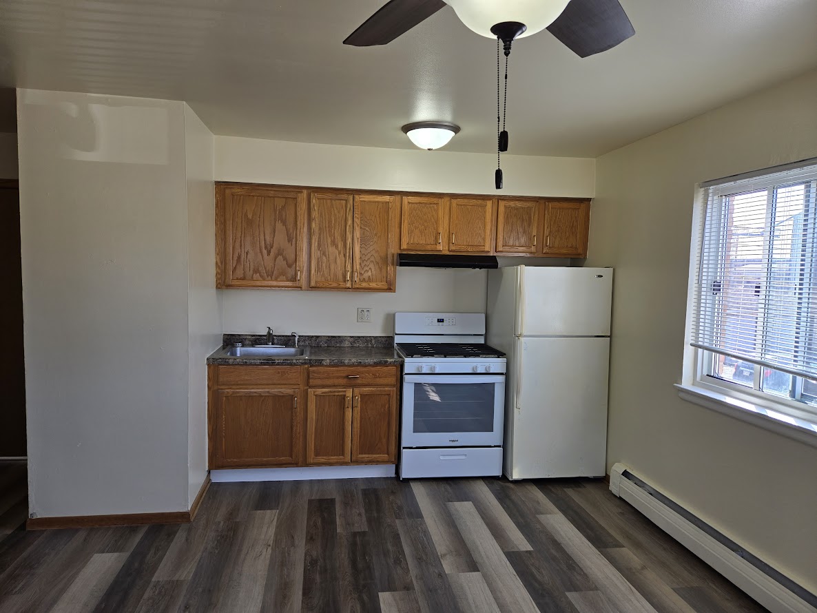 313 East Market Street - 18